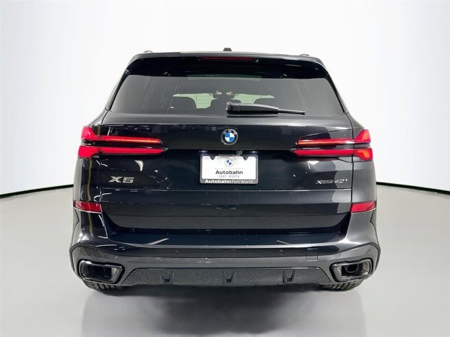 Used 2026 Black Sapphire Metallic BMW xDrive40i image 11