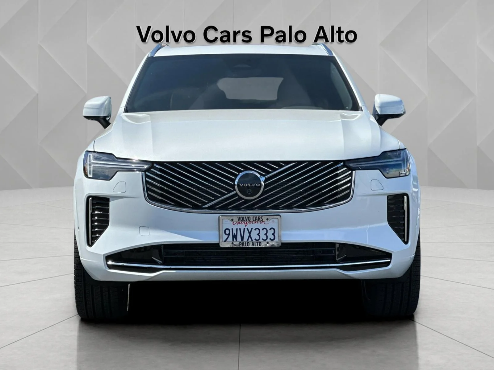 2026 Volvo XC90 Plus - Photo 12
