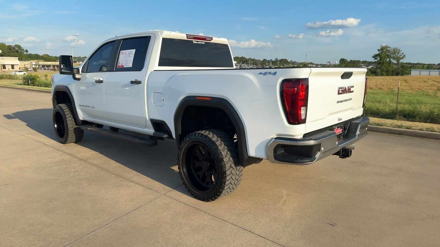 Used 2024 Summit White GMC Pro image 5
