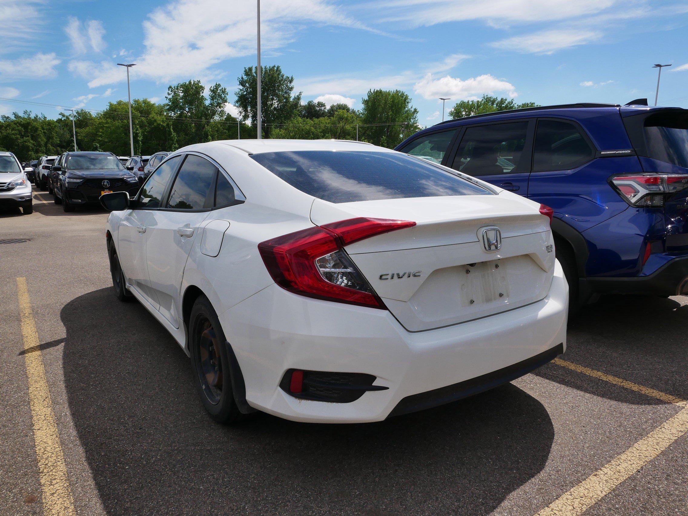 Used 2018 NA Honda LX image 4