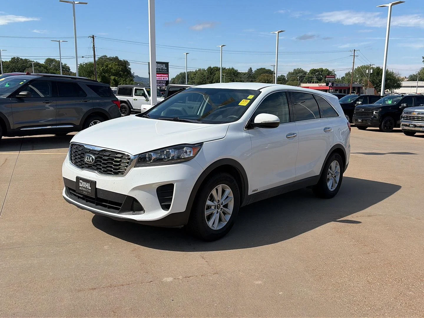 Used 2019 White Kia LX image 16