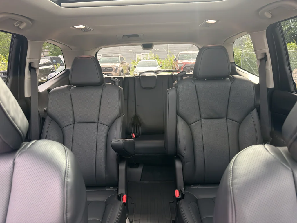 2026 Subaru Ascent Touring - Photo 16