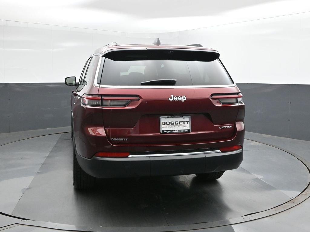 New 2025 Velvet Red Pearl-Coat Exterior Paint Jeep Limited image 8