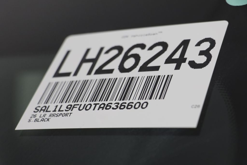 New 2026 Santorini Black LAND ROVER Dynamic SE image 26