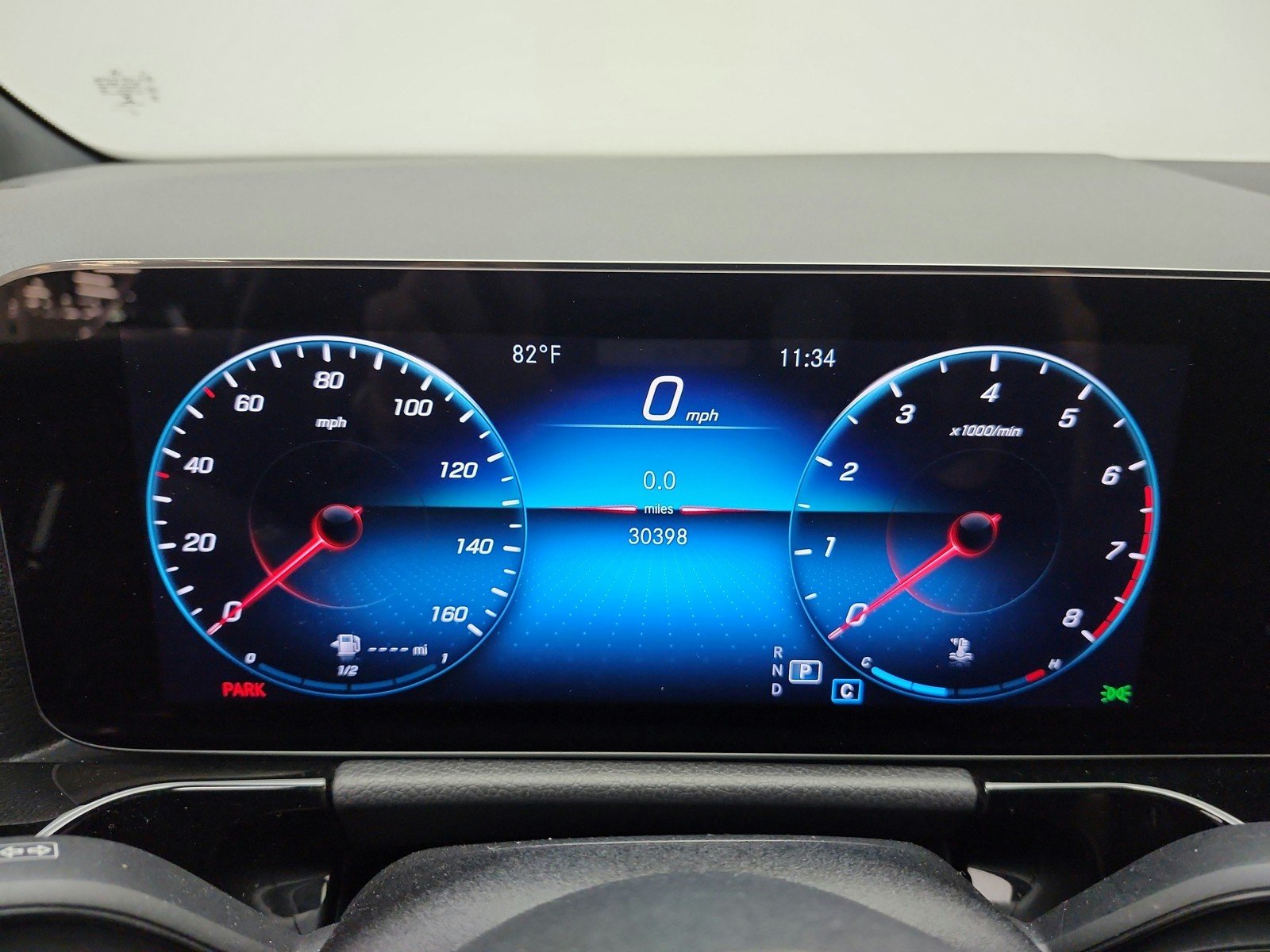 Used 2023 Mountain Grey Metallic Mercedes-Benz GLA 250 SUV image 10