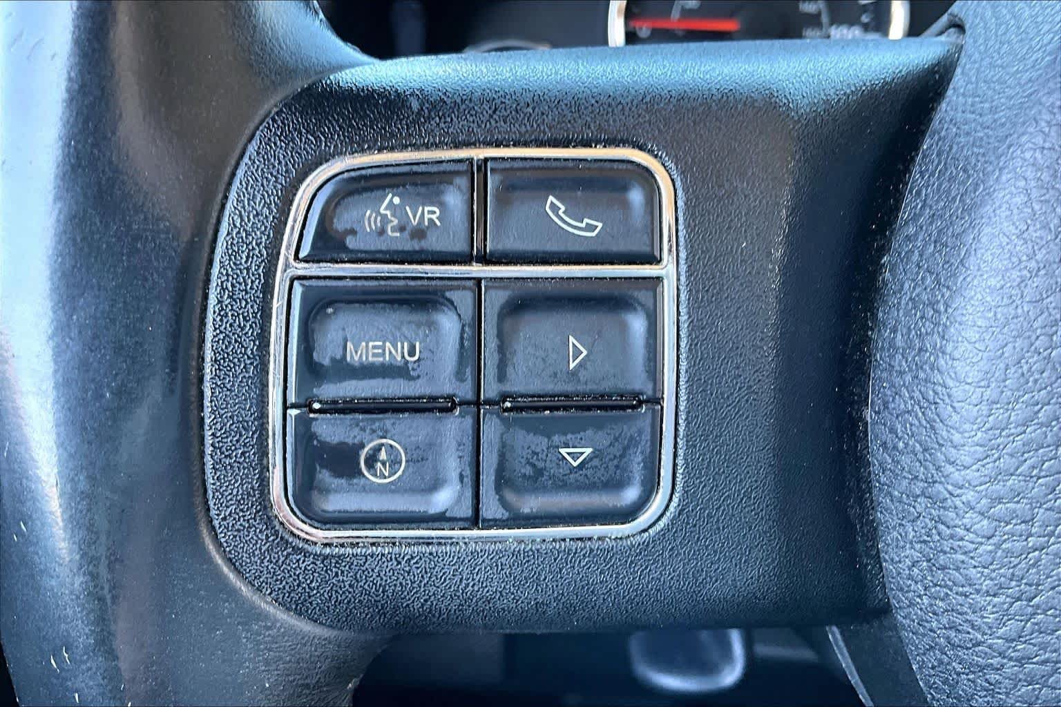 Used 2013 Bright White Jeep Sahara image 18