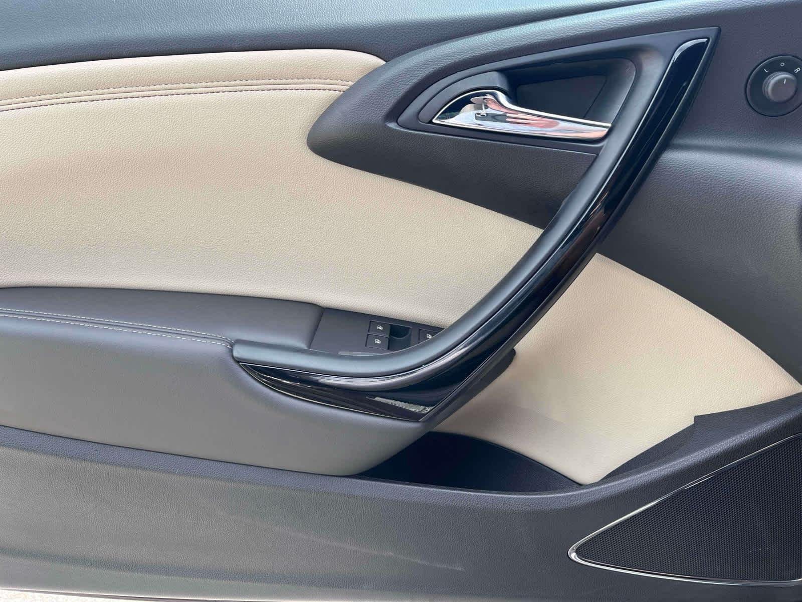 Used 2017 TOASTED COCONUT METALLIC Buick Premium image 25