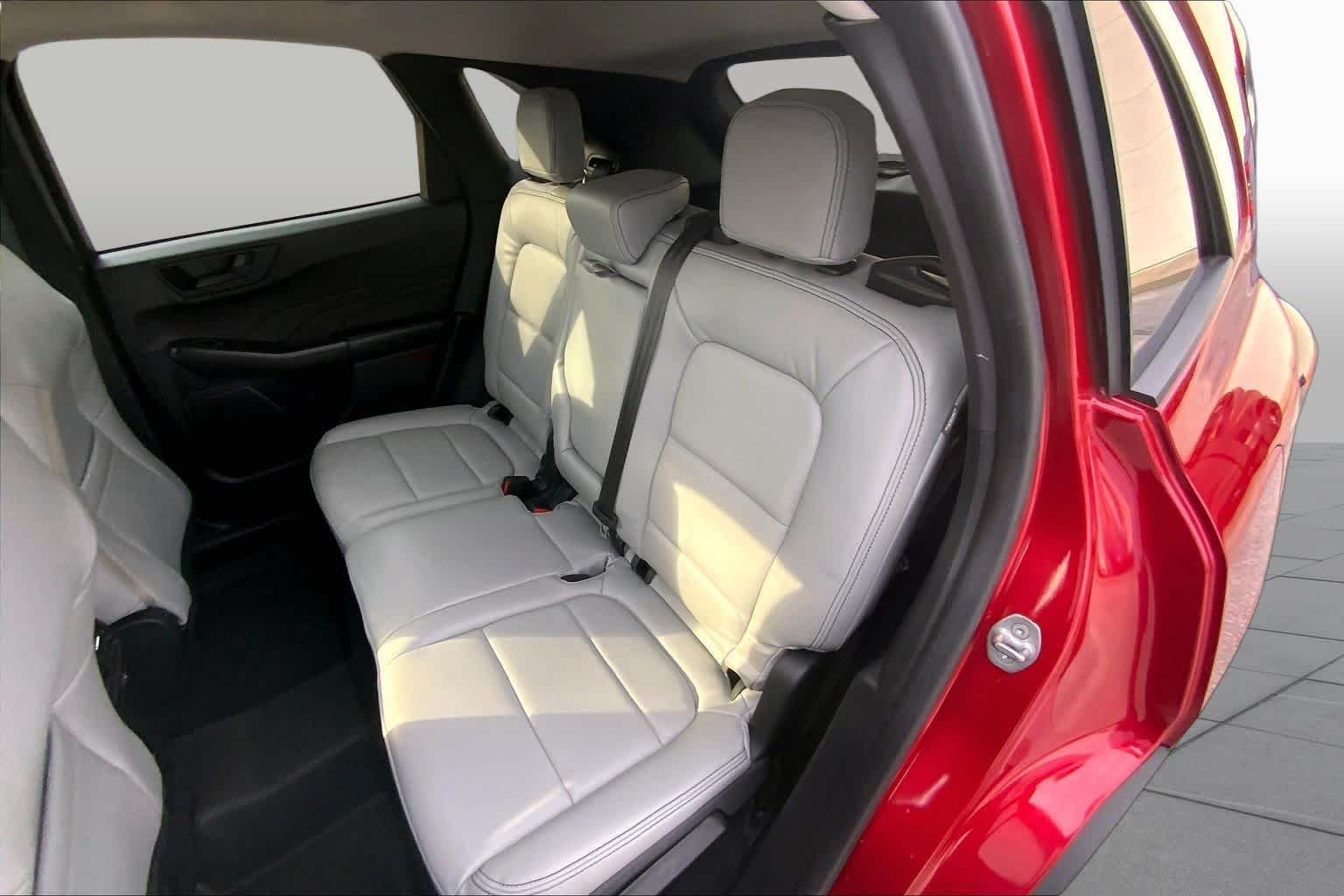 Used 2023 Rapid Red Metallic Tinted Clearcoat Ford Active image 20