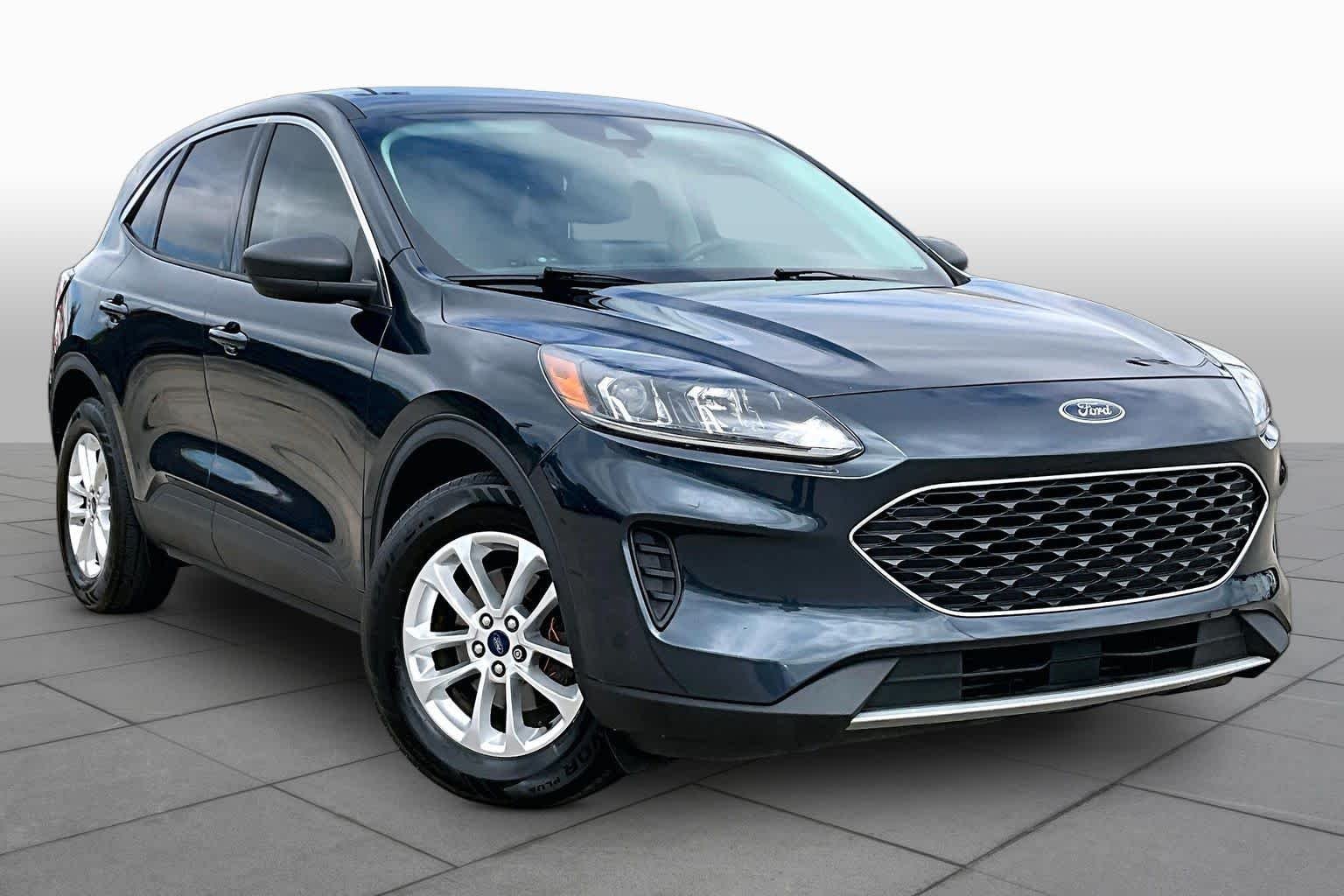 Used 2022 Stone Blue Metallic Ford SE image 3