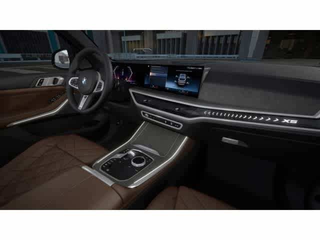 Used 2026 Skyscraper Grey Metallic BMW sDrive40i image 14