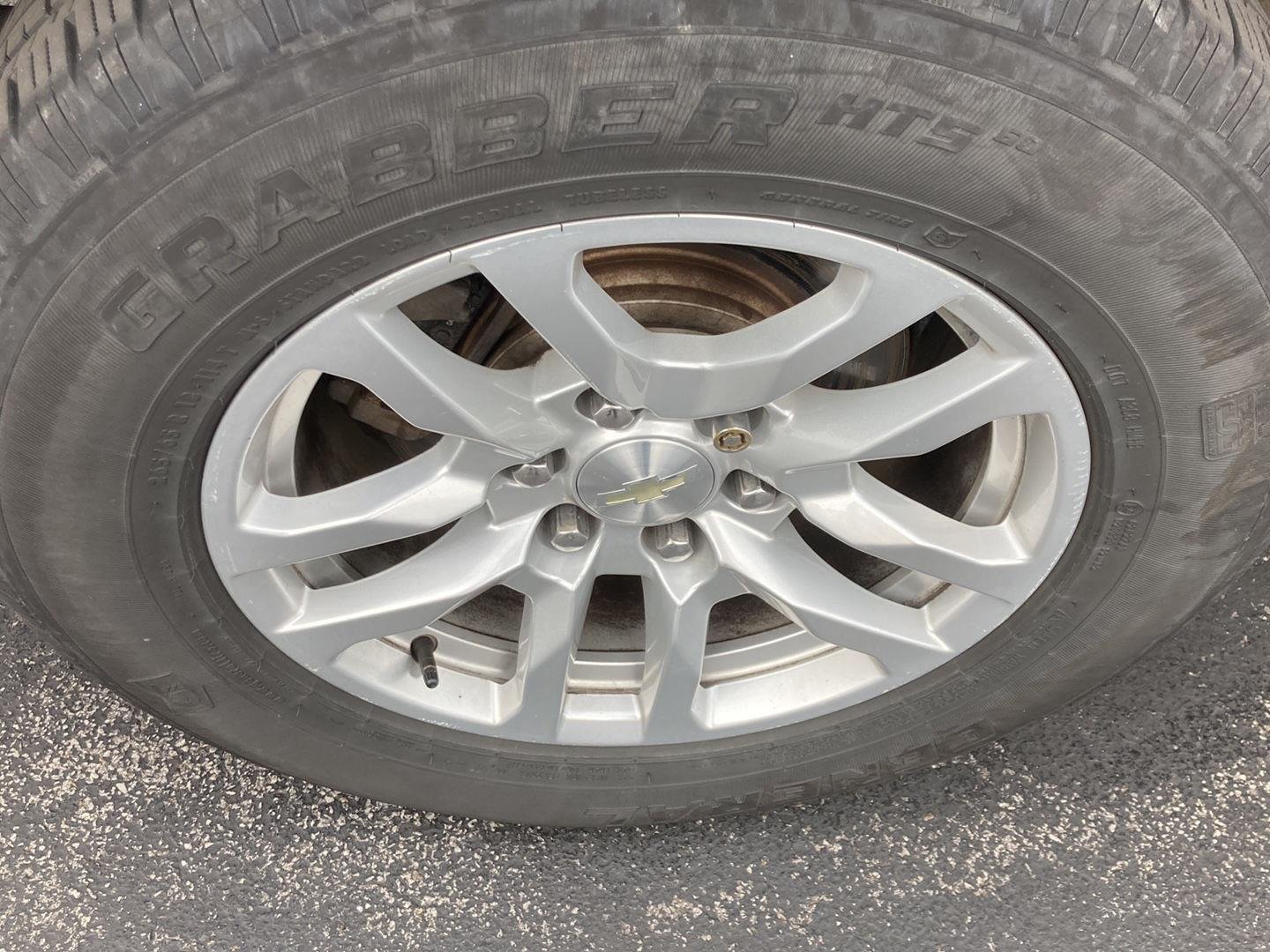 Used 2019 Northsky Blue Metallic Chevrolet LT image 9