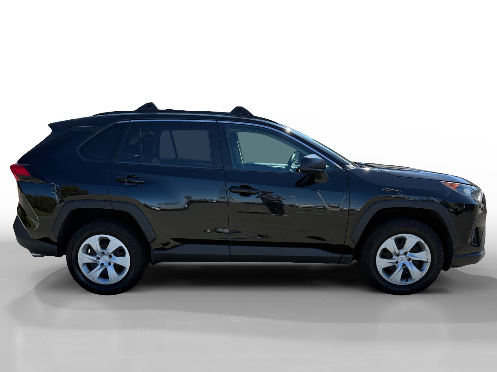 Used 2019 Midnight Black Metallic Toyota LE image 6