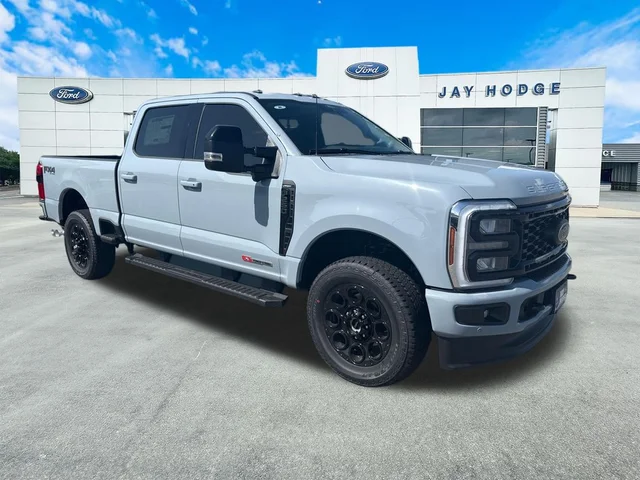 2026 Ford Super Duty F-250® Lariat®