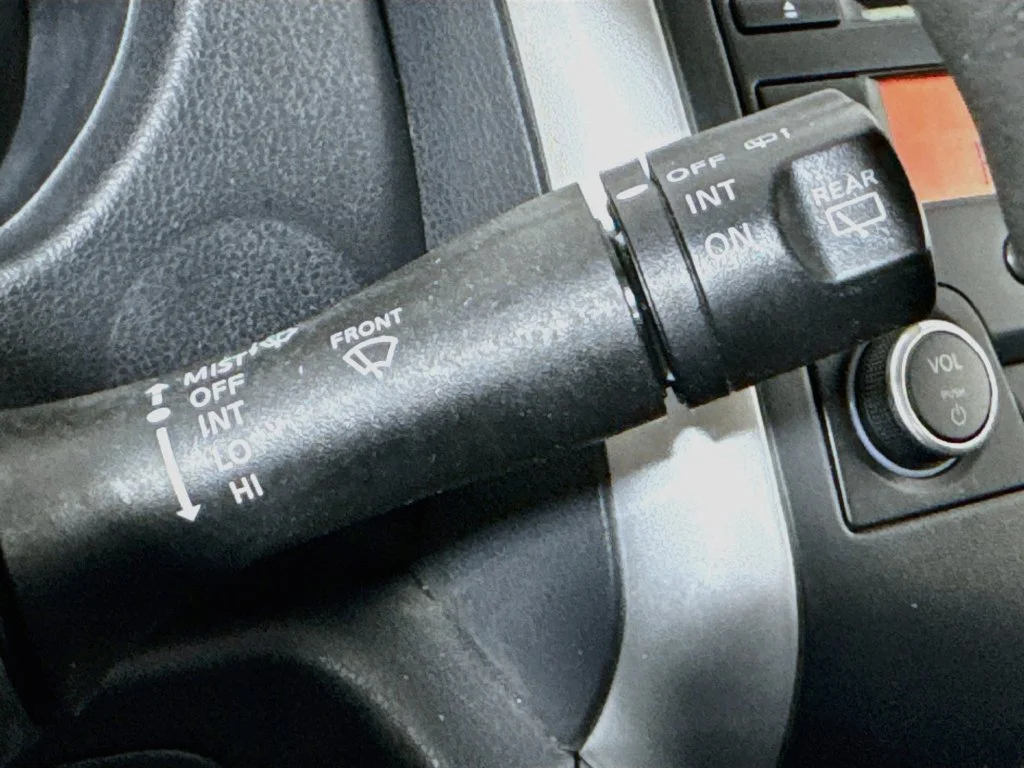 Used 2014 Gray Nissan S image 13