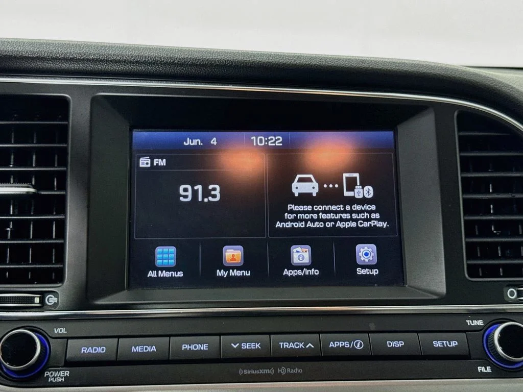 Used 2018 Machine Gray Hyundai SEL image 17