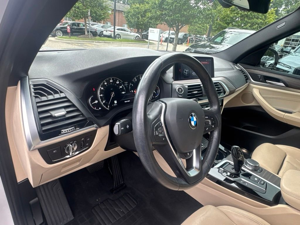 Used 2019 White BMW xDrive30i image 8