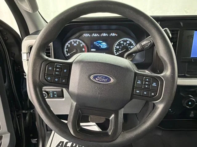 Used 2025 Black Ford XLT image 11