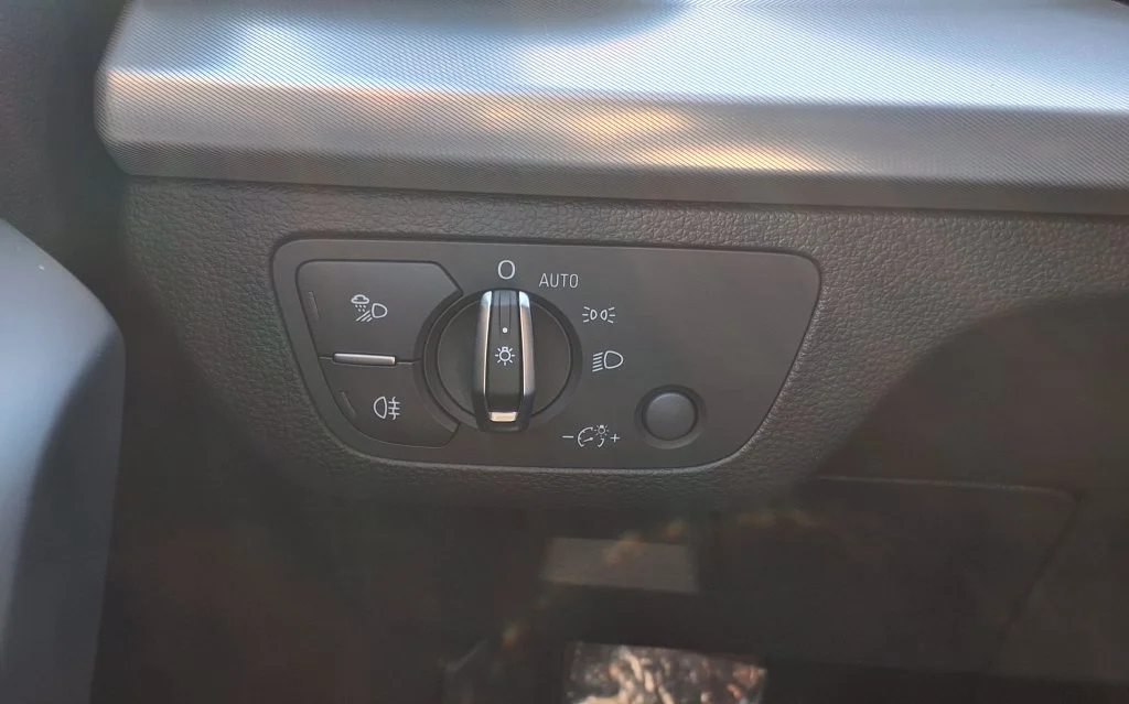 2025 Audi Q5 Premium - Photo 30