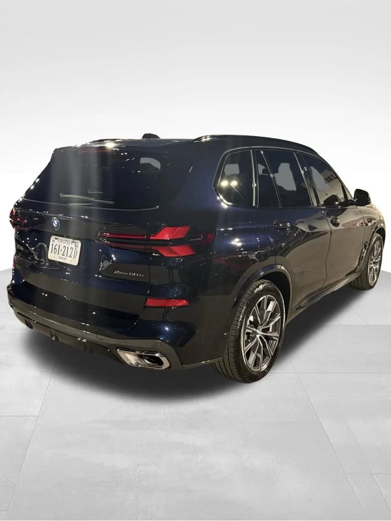 Used 2026 Black BMW xDrive50e image 7