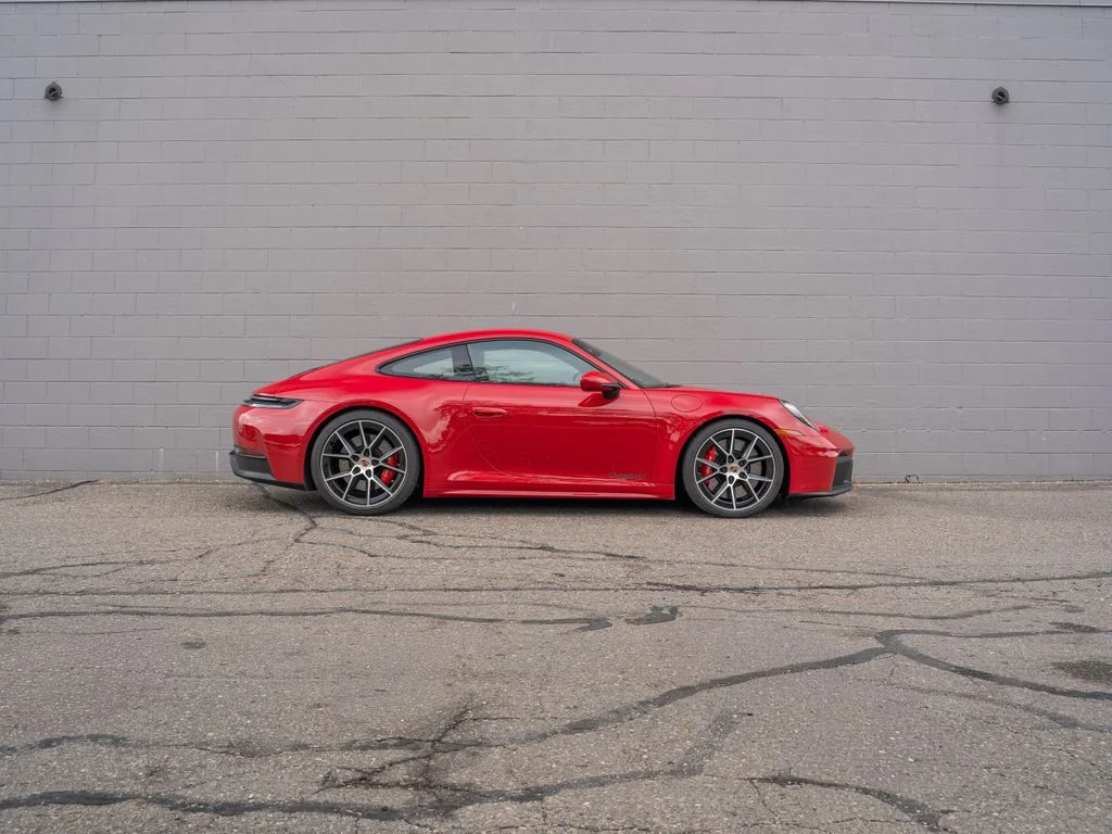 Used 2025  Porsche Carrera GTS image 8