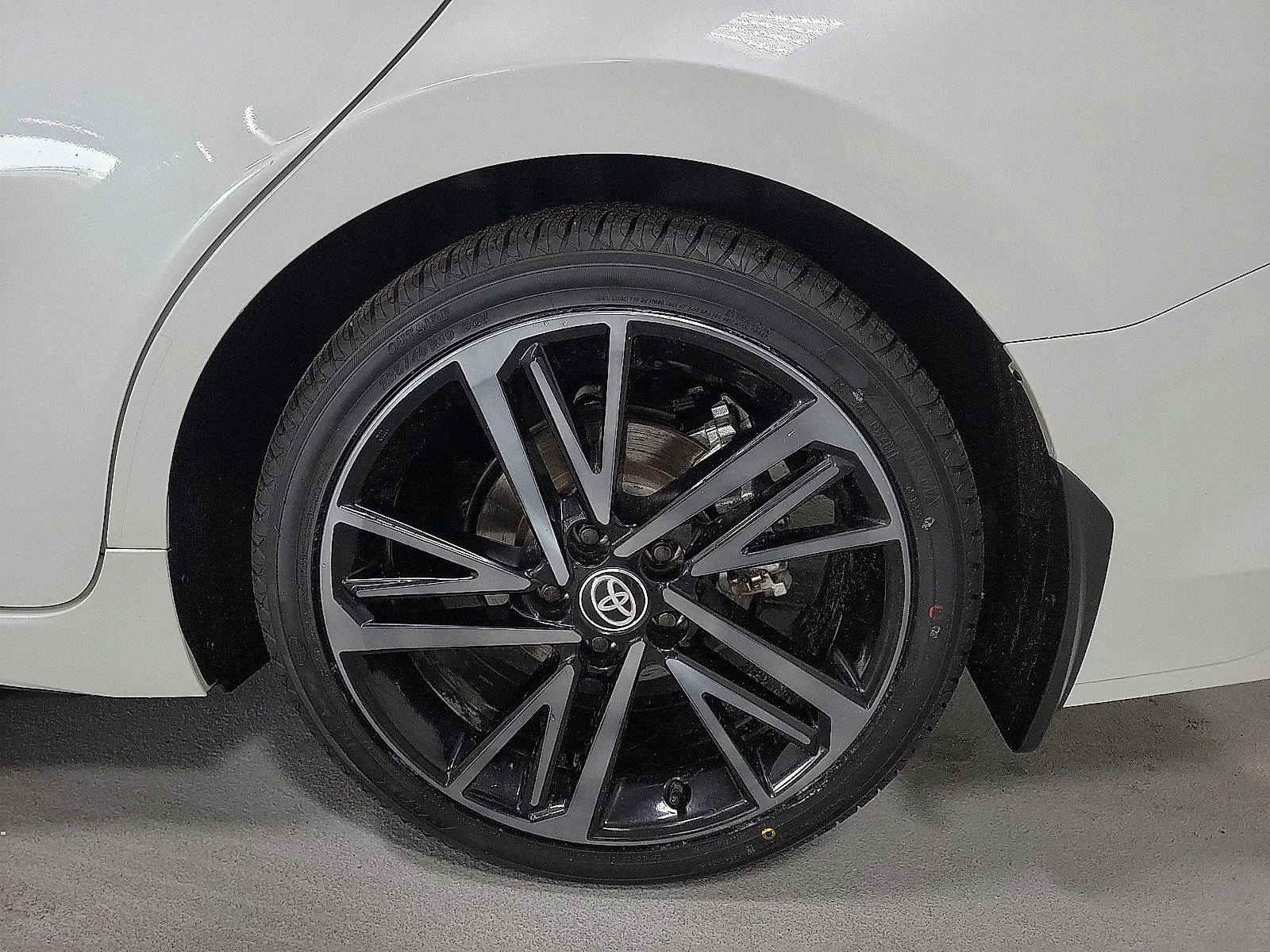 Certified Used 2025 WIND CHILL Toyota XSE image 8