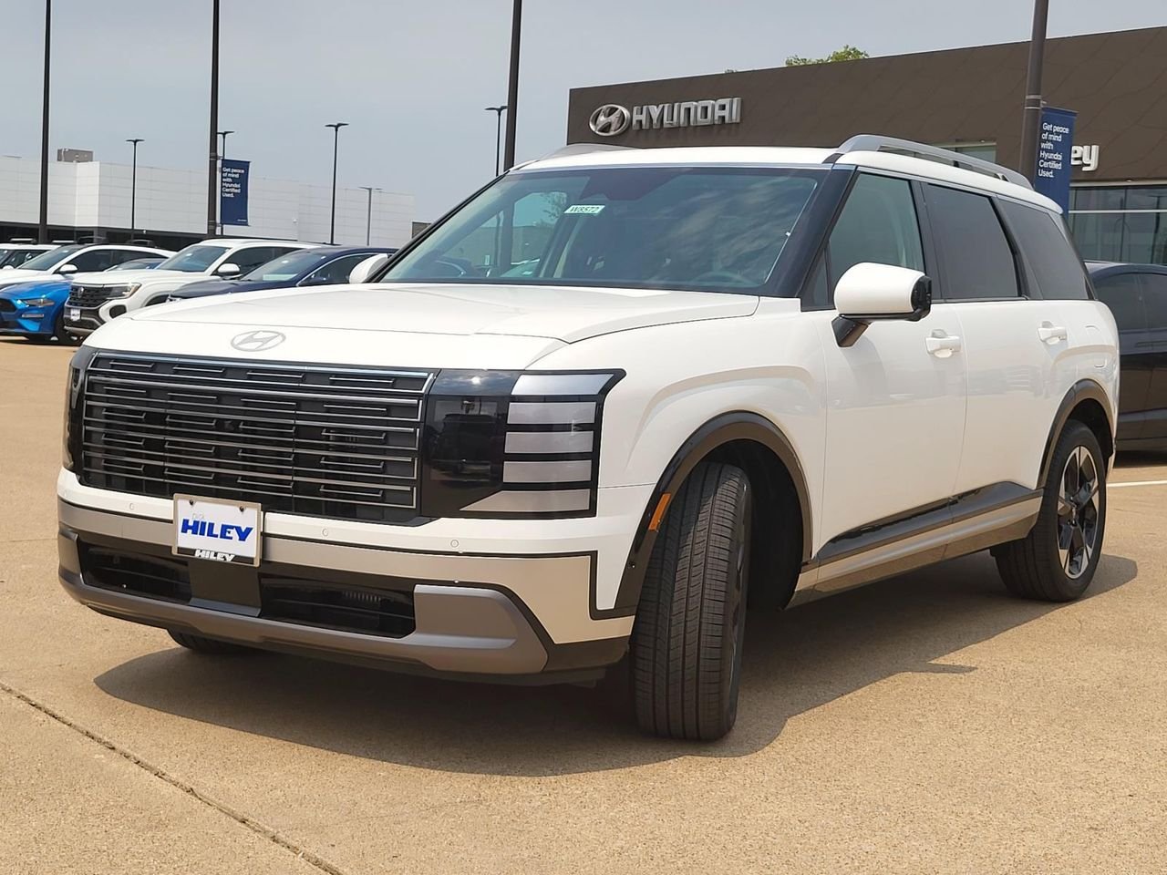 New 2027 Creamy White Pearl Hyundai Limited 7P image 2