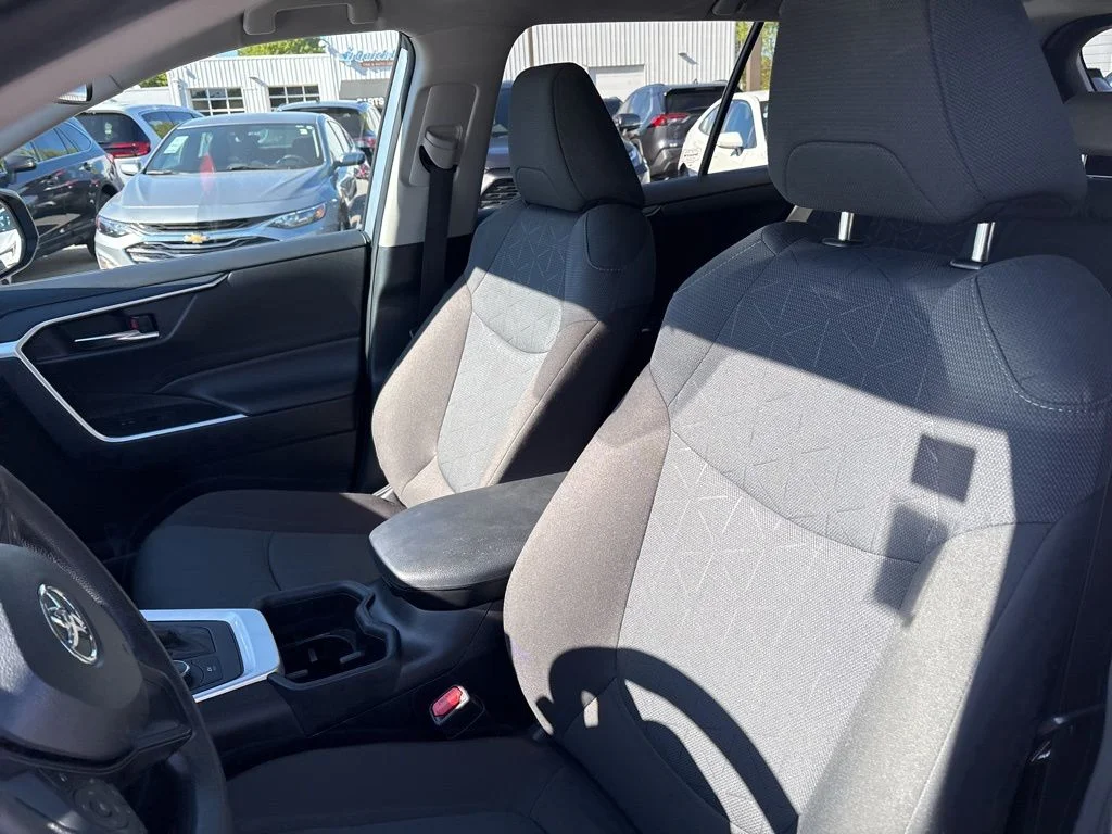 Used 2024 Silver Toyota XLE image 15