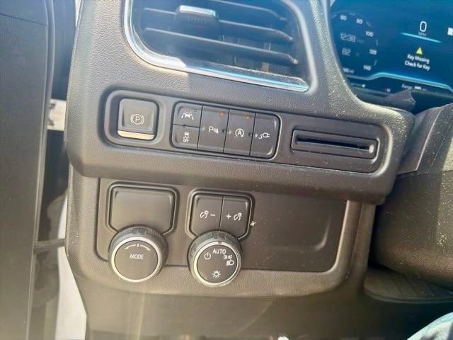 Used 2022 Summit White Chevrolet Premier image 10