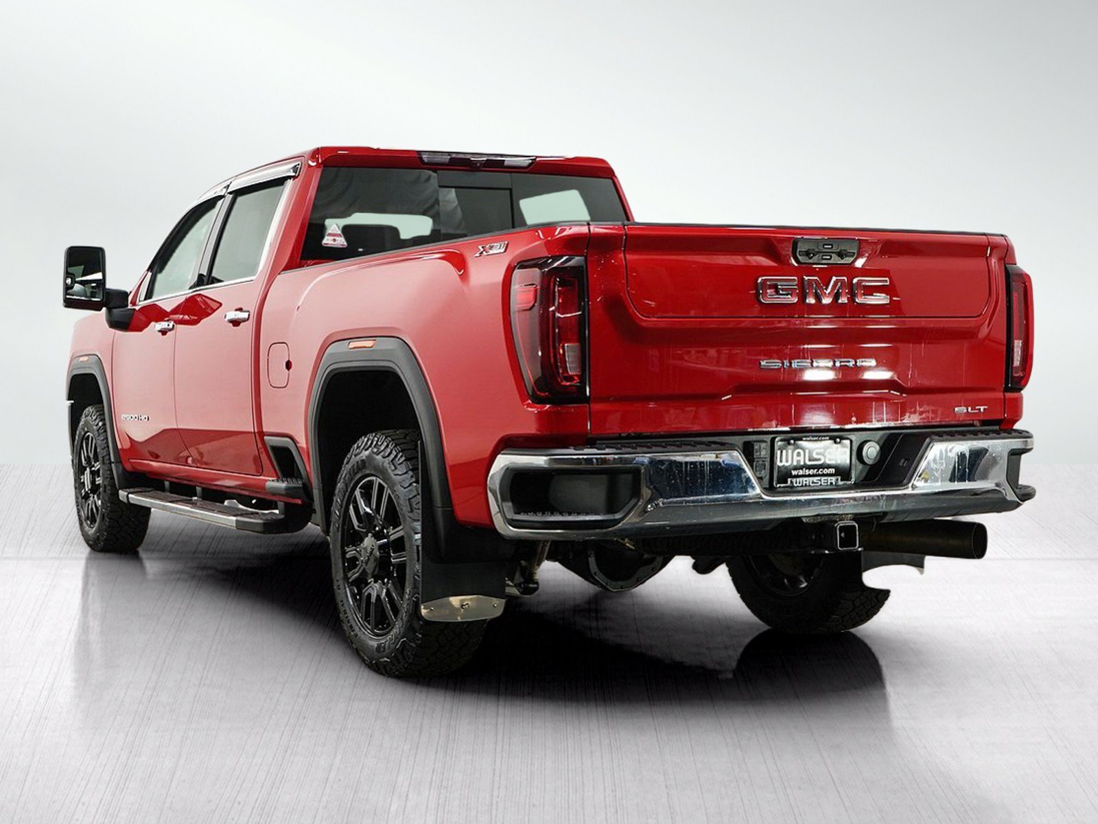 Used 2023 GMC Sierra 2500HD SLT with VIN 1GT49NEYXPF144536 for sale in White Bear Lake, Minnesota