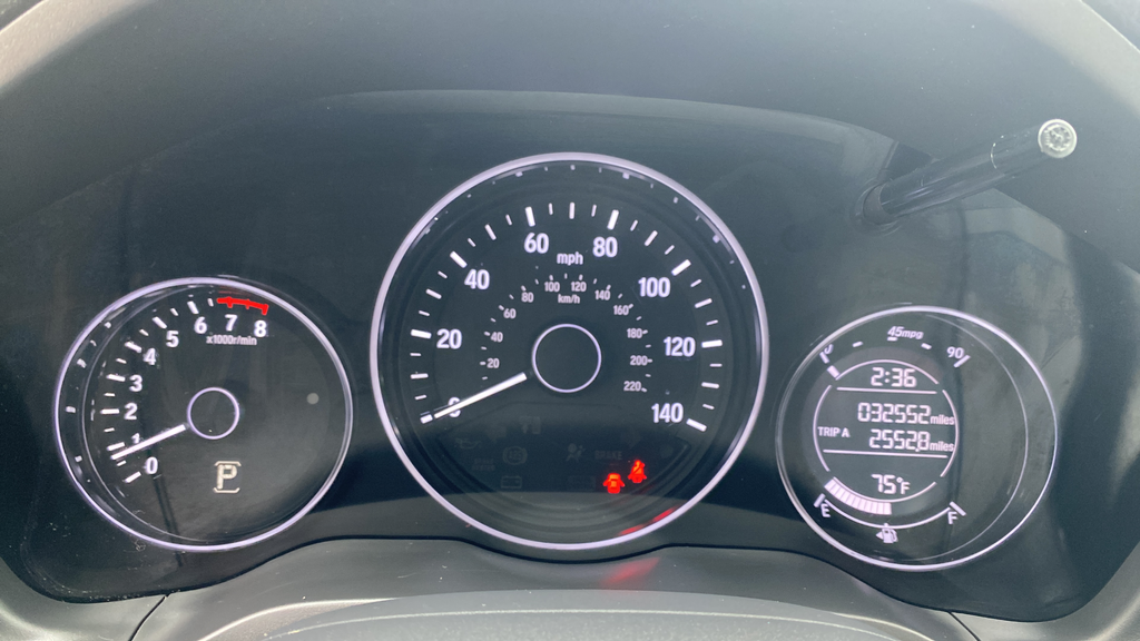 Used 2022 Silver Honda LX image 16
