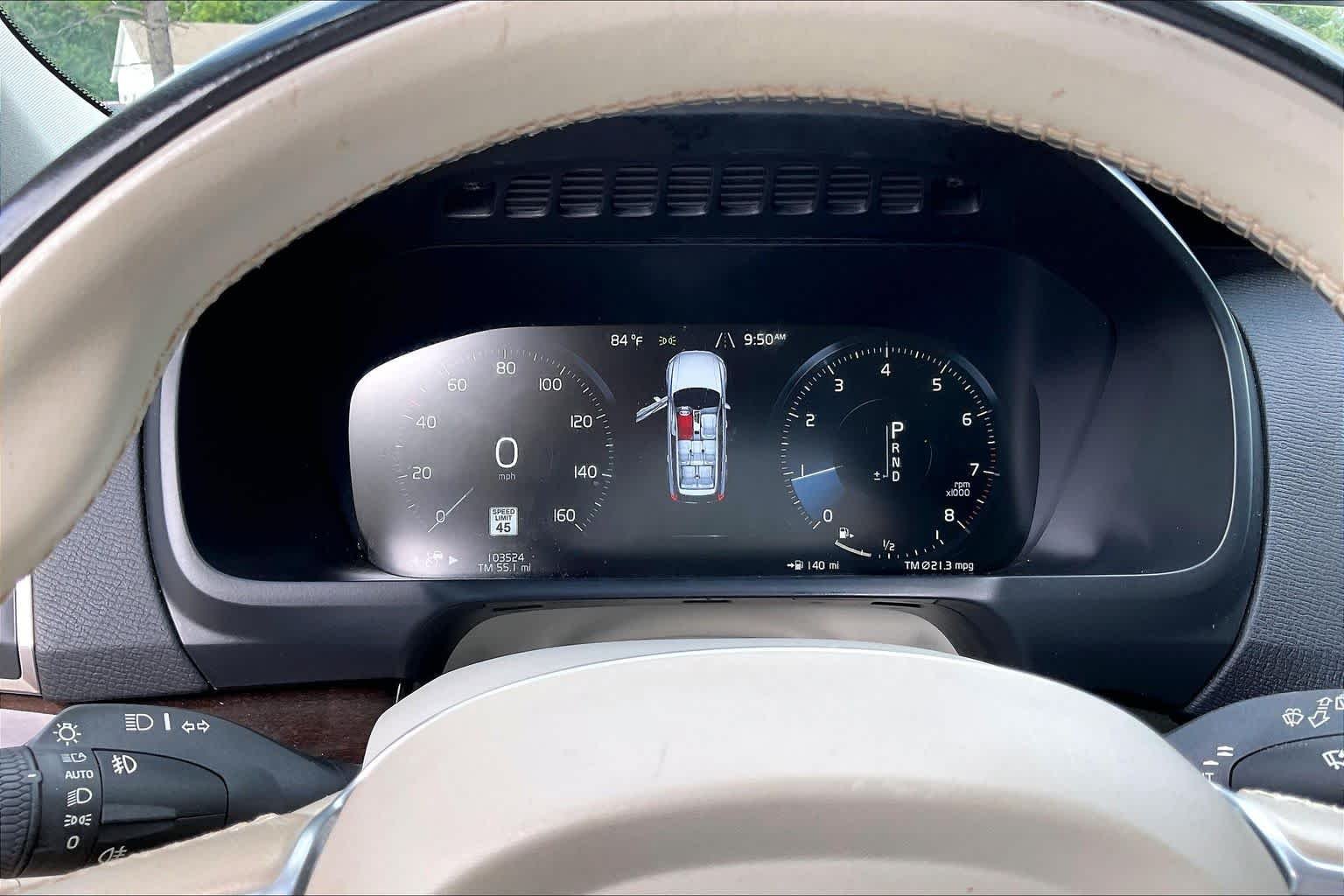 Used 2019 Crystal White Pearl Metallic Volvo Momentum image 25