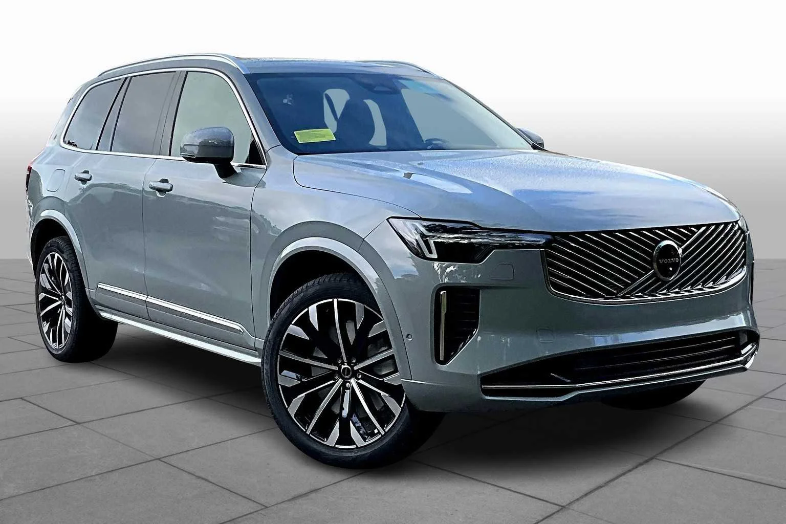 New 2026 Vapour Grey Volvo Plus image 17