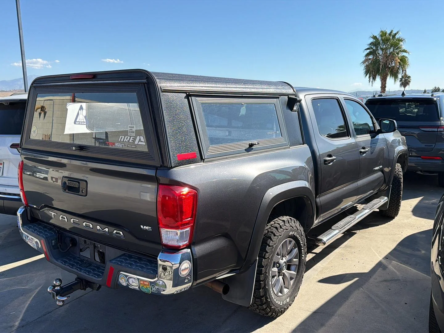 Used 2016 Magnetic Gray Metallic Toyota SR5 V6 image 3