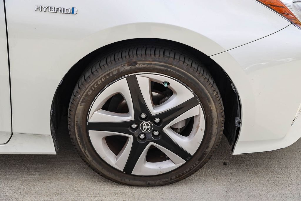 Used 2016 White Toyota Three Touring image 4