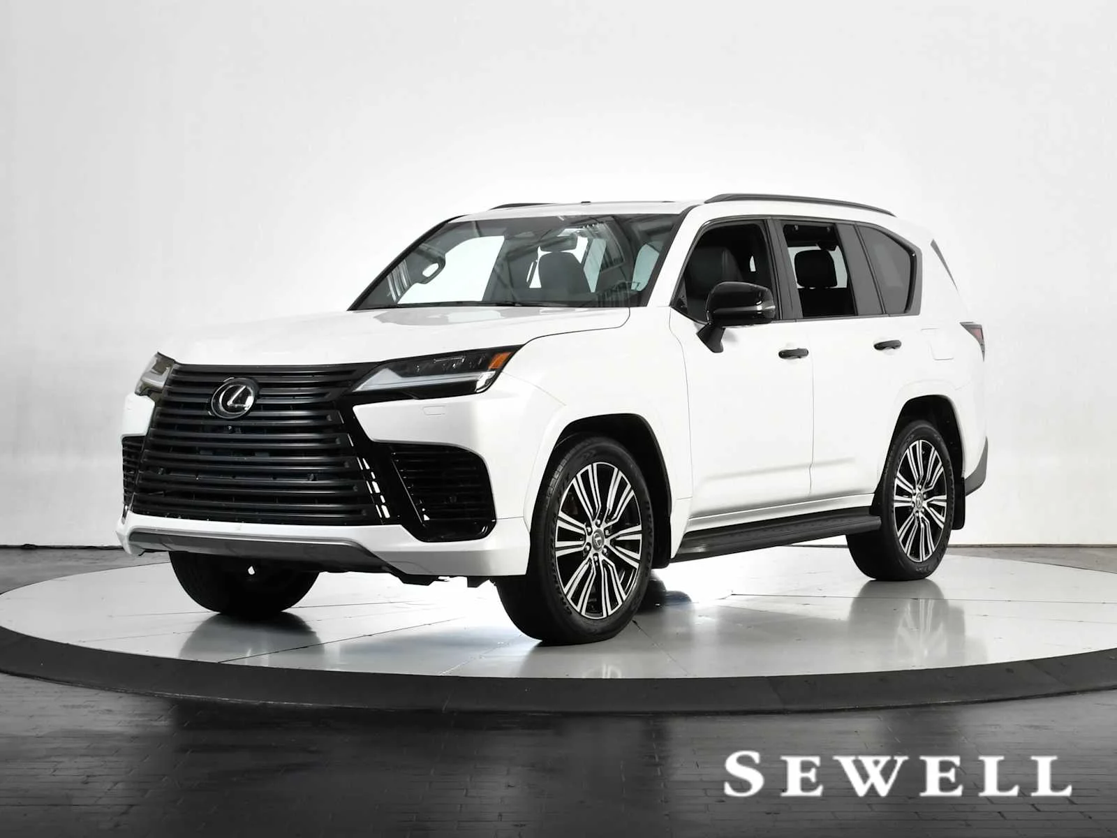 2025 Lexus LX 600 Luxury