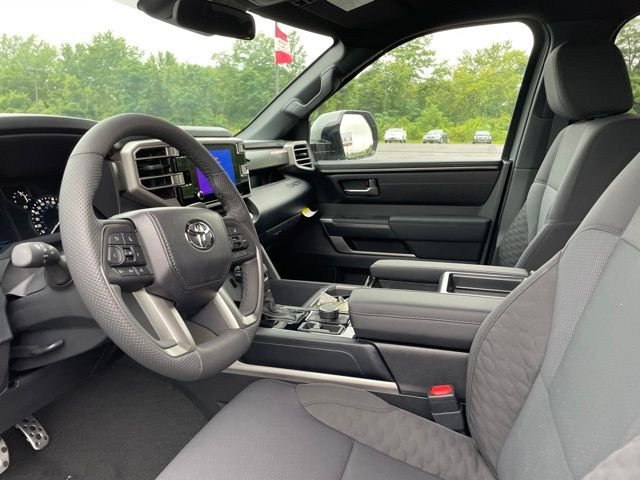2026 Toyota Tundra SR5 - Photo 10