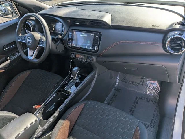 Used 2023 White Nissan SR image 25