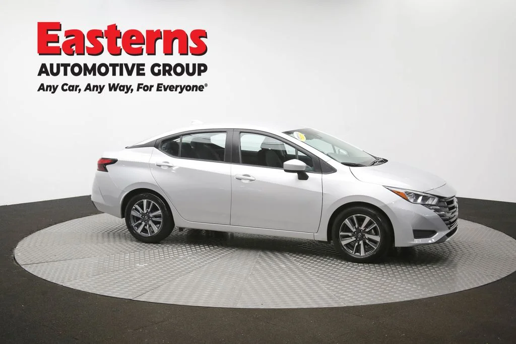Used 2023 Silver Nissan 1.6 SV image 47