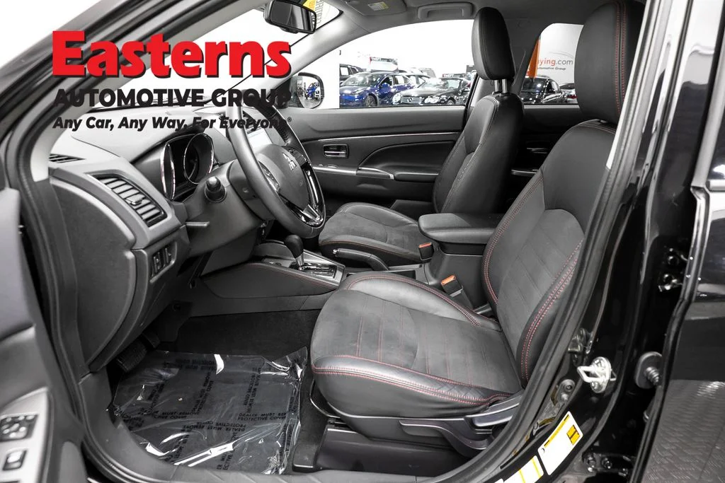 Used 2023 Black Mitsubishi 2.0 SE image 14
