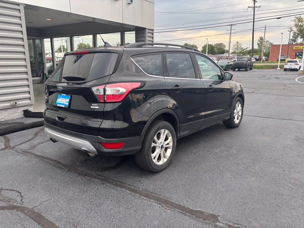 Used 2018 Black Ford SEL image 5