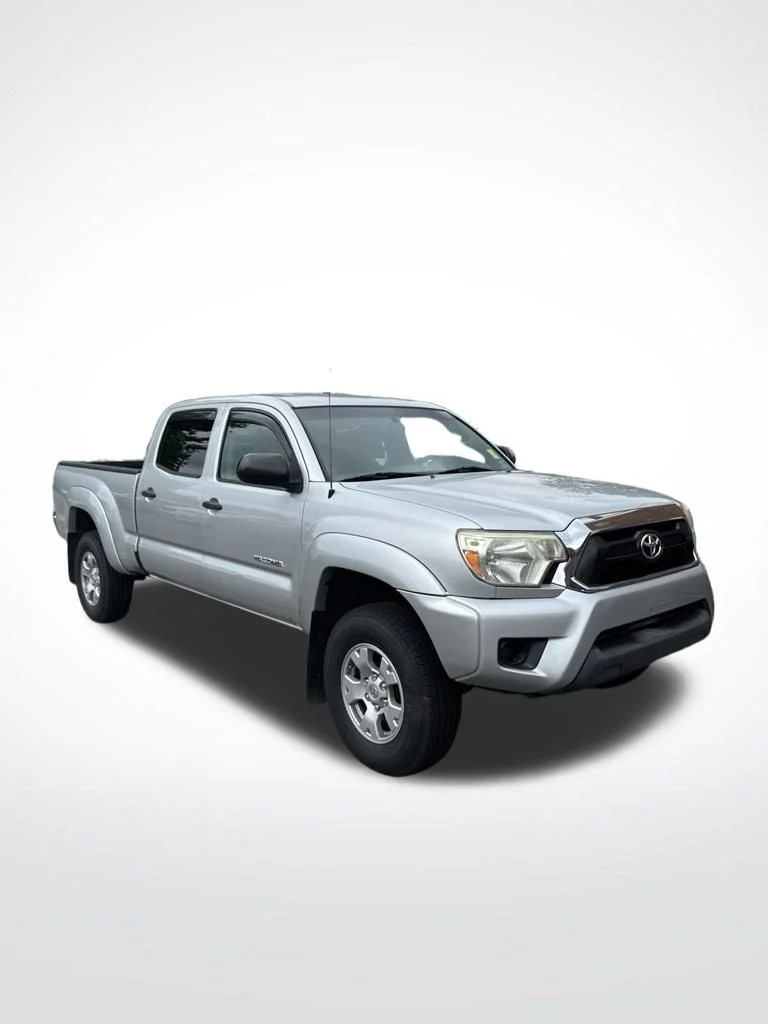 Used 2013 Silver Toyota Base image 6