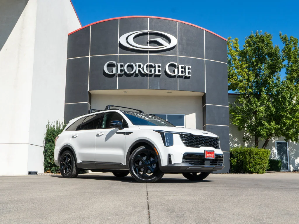 New 2026 White Kia X-Line SX Prestige image 1