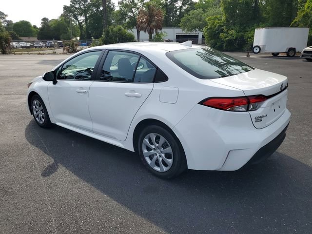 Used 2023 White Toyota LE image 4
