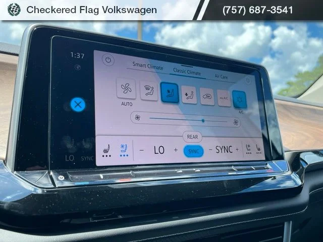 New 2026 White Volkswagen 2.0T SE image 40