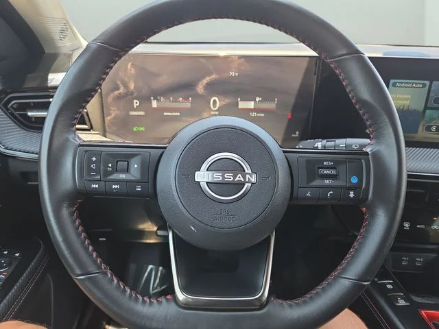 Used 2025 Gray Nissan SR image 18