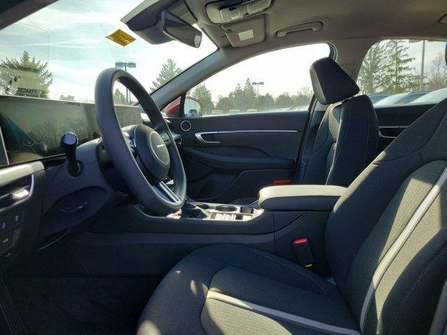 New 2026 Ultimate Red Hyundai SE image 15