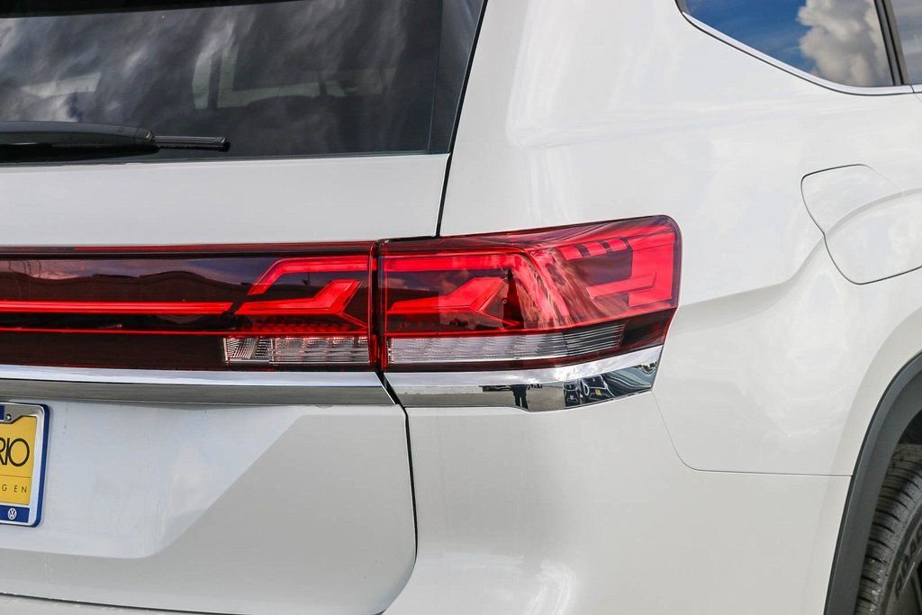2026 Volkswagen Atlas SE w/Tech - Photo 10