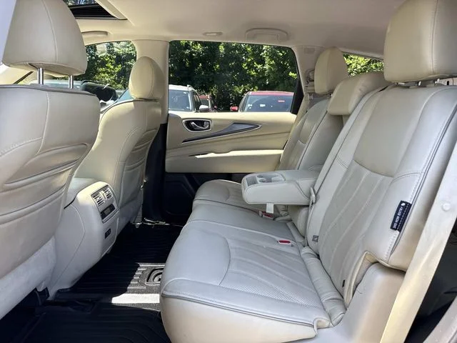 Used 2019 Black INFINITI LUXE image 15