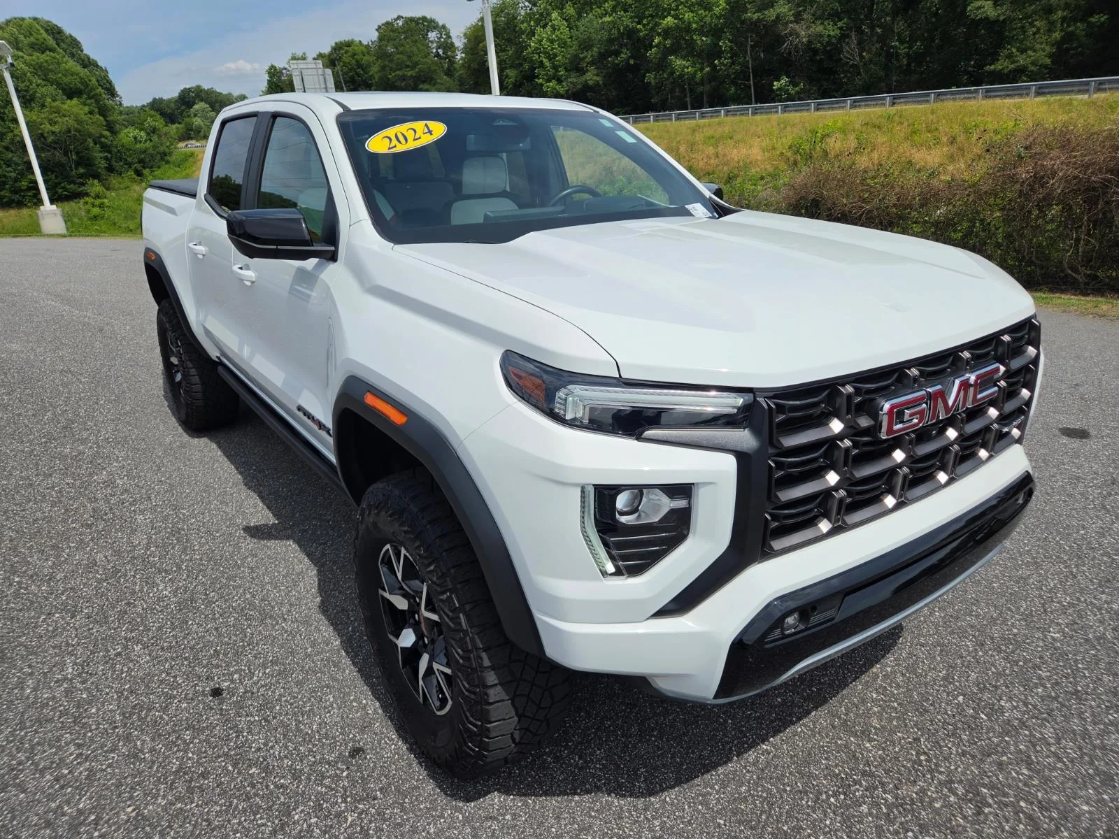 Used 2024 Summit White GMC AT4X image 4