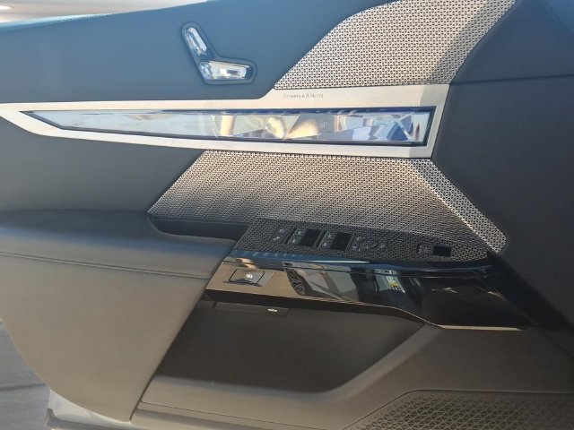 Used 2023 Gray BMW i xDrive image 15
